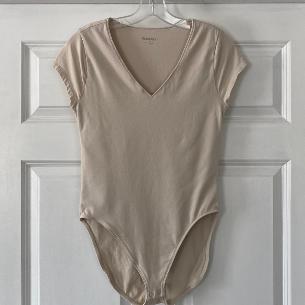 Old Navy Fitted Short-Sleeve V-Neck Bodysuit